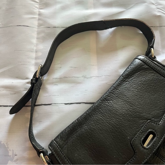 Black Genuine Leather Brooks Brothers Baguette Shoulder Bag with Several Pockets - Picture 13 of 16